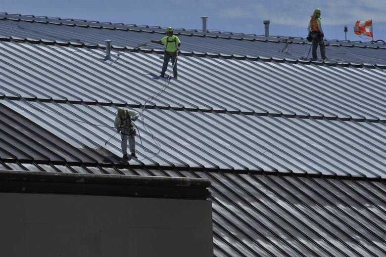 Can You Paint a Tin Roof?